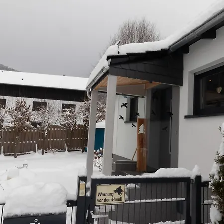 Am Hoehlchen Feriehus *