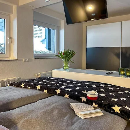 Am Hoehlchen بيت للعطل *