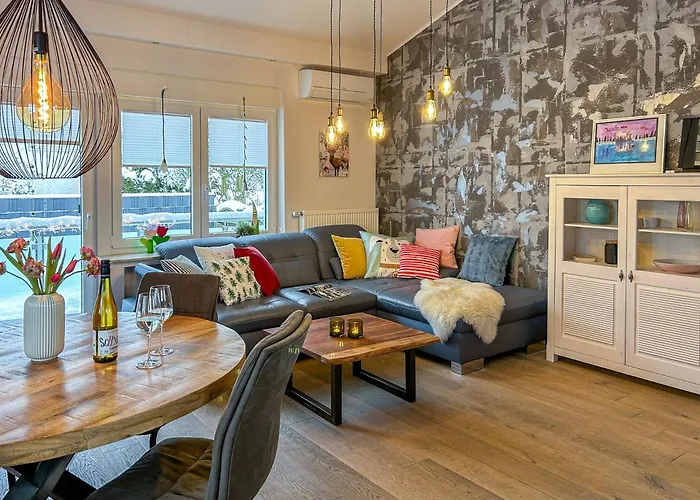 Am Hoehlchen بيت للعطل *