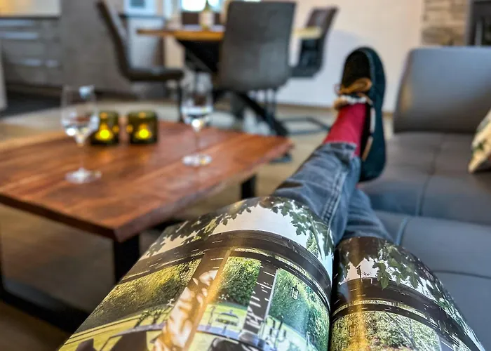 Am Hoehlchen بيت للعطل